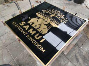 ป้ายทองเหลืองกัดกรด