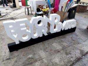 ป้ายตั้งพื้น_อีเส้นท์_บู๊ธสินค้า_น้ำหนักเบา